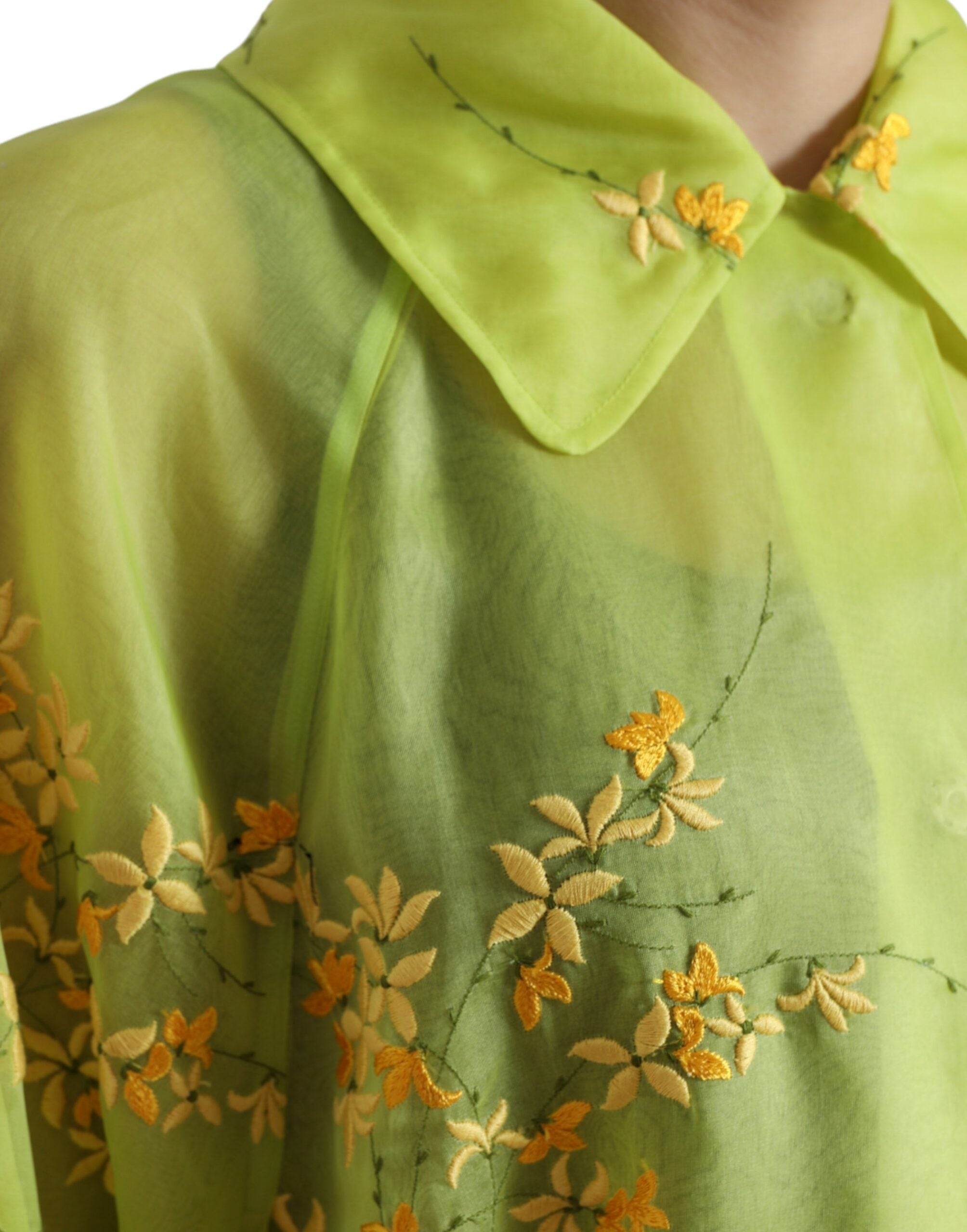 Dolce & Gabbana Elegant Floral Embroidered Silk Jacket