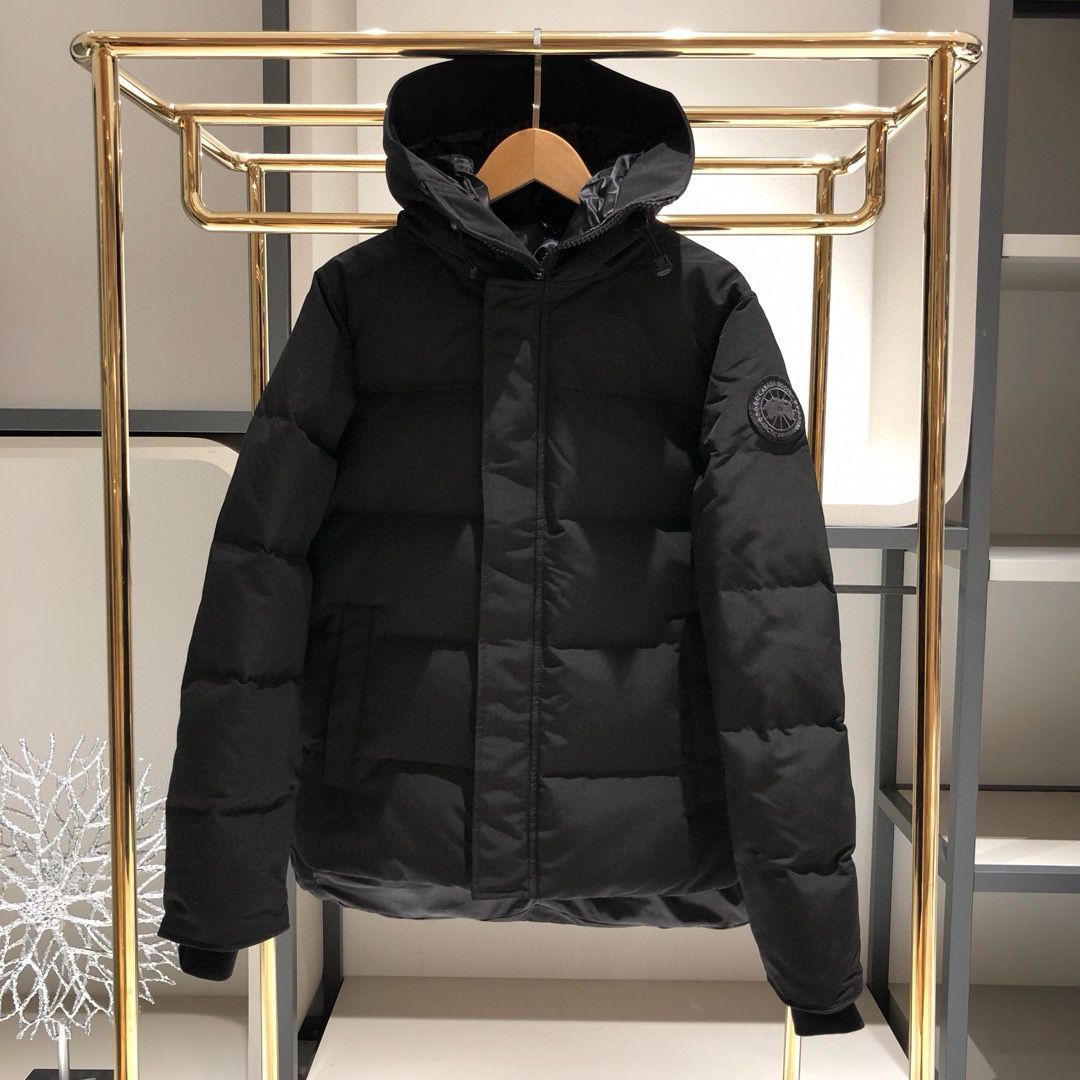 Canada Goose Arctic Solid Black Down Jacket