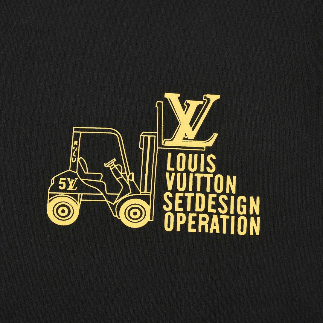 Louis Vuitton Set Design Operation Tee Black – Tenisshop.la