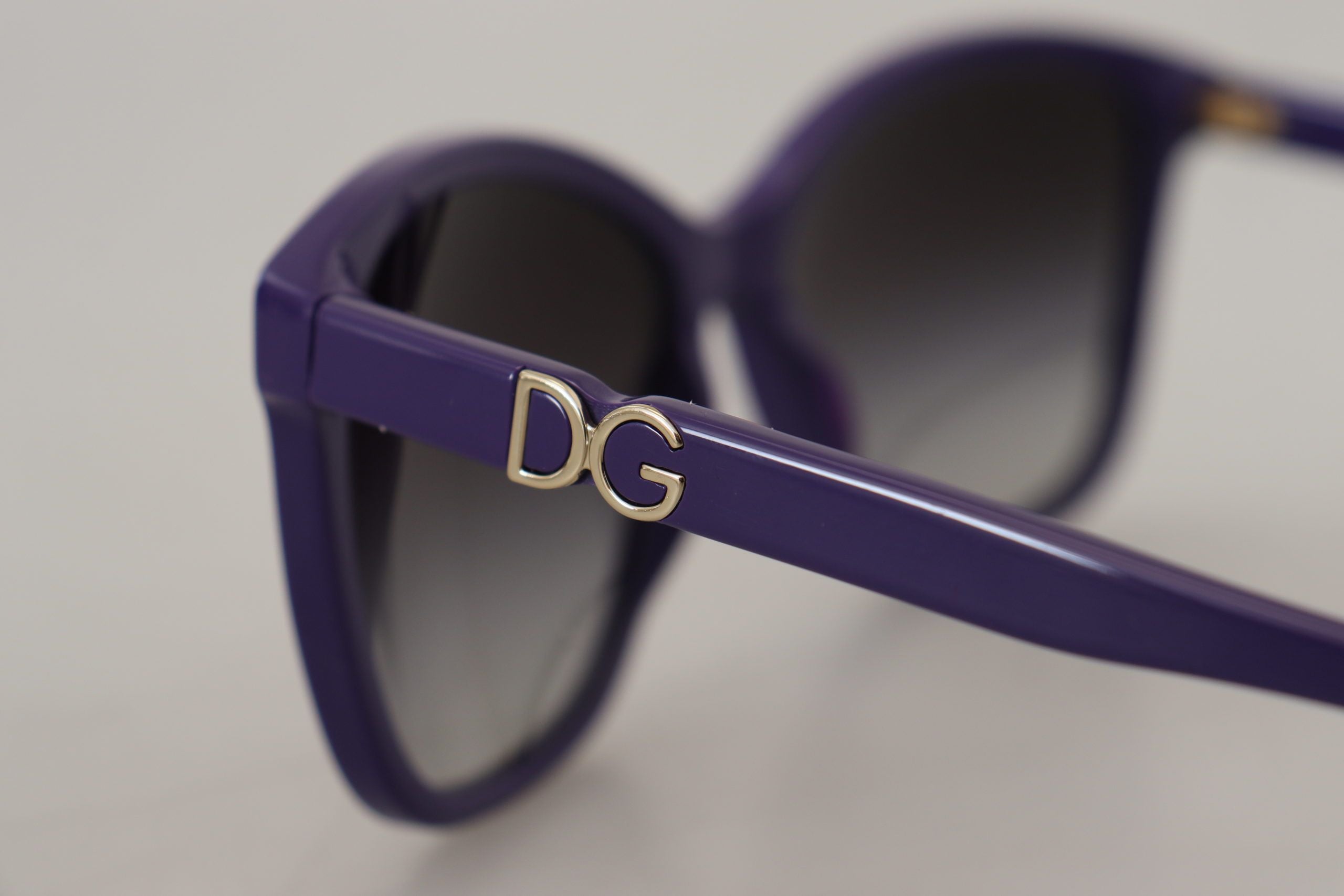 Dolce & Gabbana Elegantes Gafas de Sol Redondas Violetas para Mujer