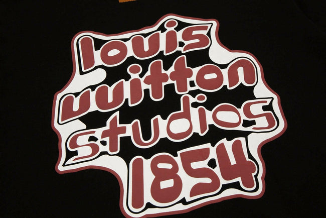 LV 23ss Studios 1854